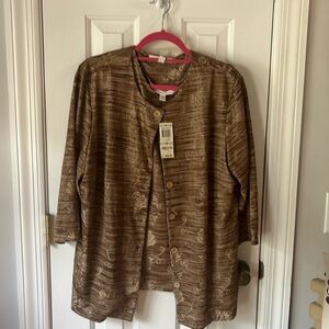 2-piece suit set. 3/4” sleeves